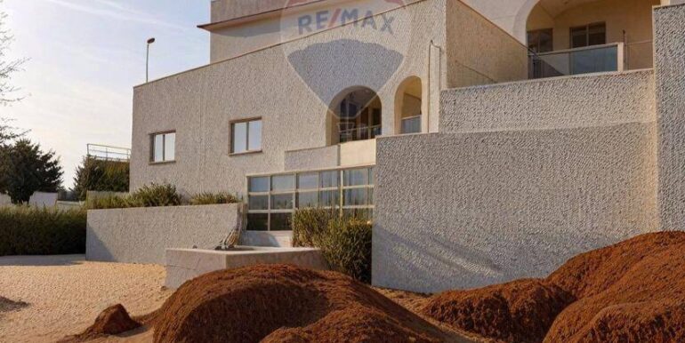 20250521174943-950806-9