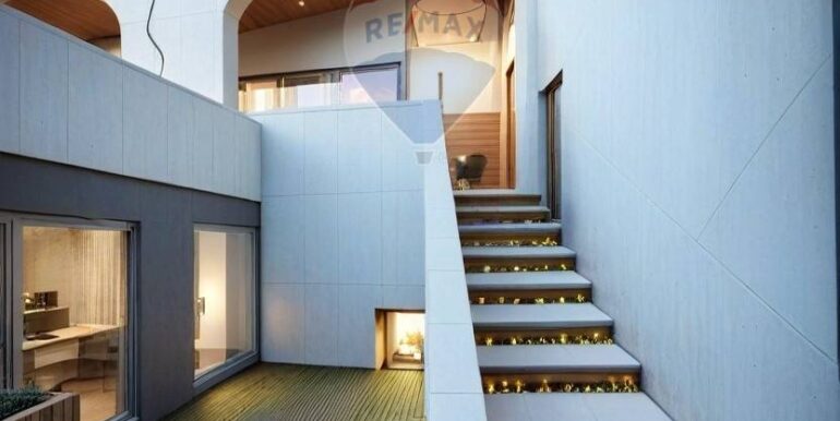 20250521174956-950806-20