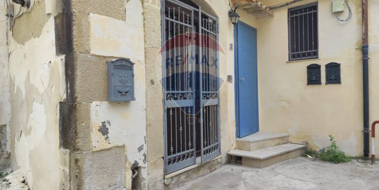 20250526173046-951487-12