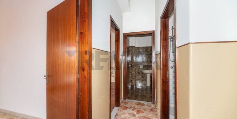 20250527152121-951843-11