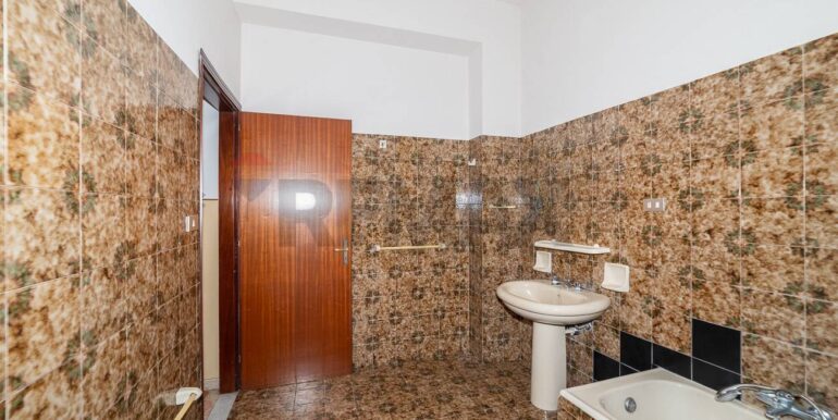 20250527152135-951843-19