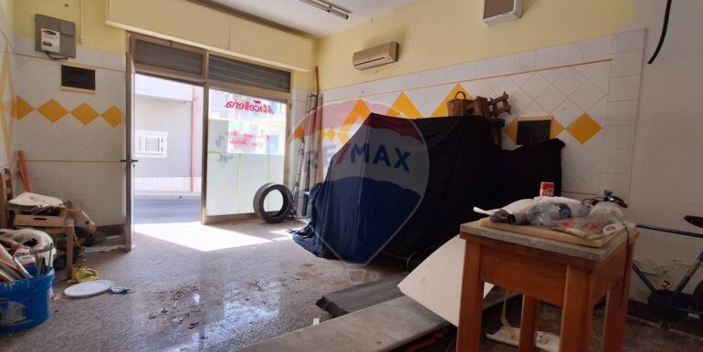 20250527185442-951928-12