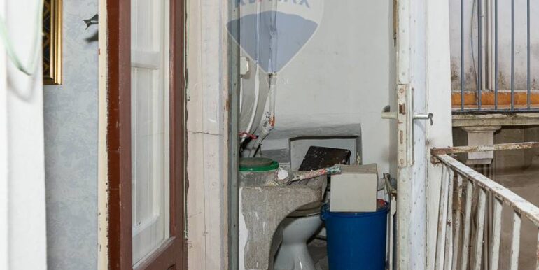 20250528190342-952270-6