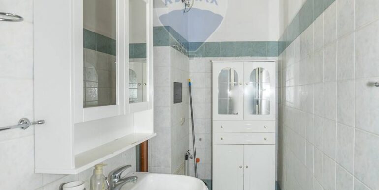 20250528190343-952270-11