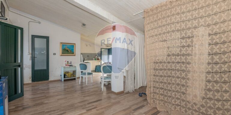 20250528193313-949232-41