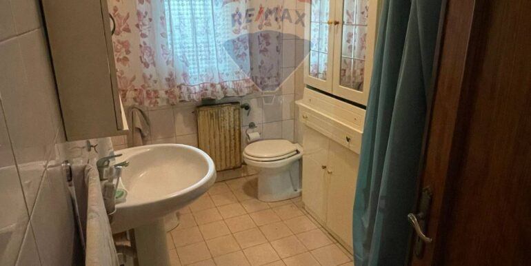 20250530190358-952965-8