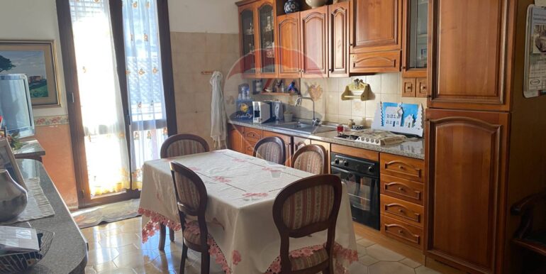 20250603220115-953837-17