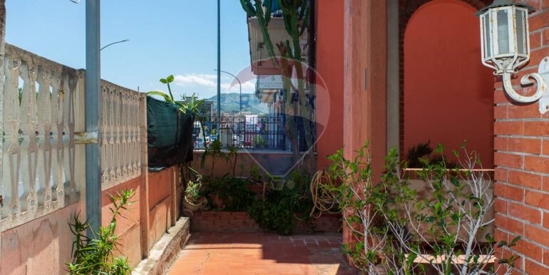 2025060685238-953884-6