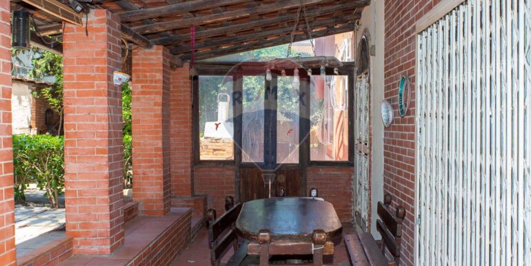 2025060685246-953884-10