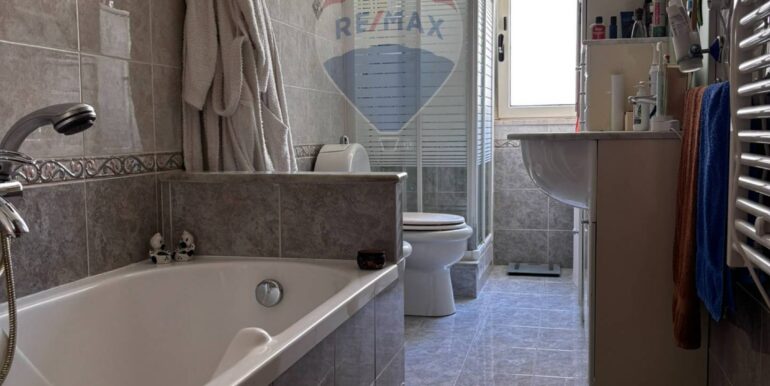 20250610220511-957705-26