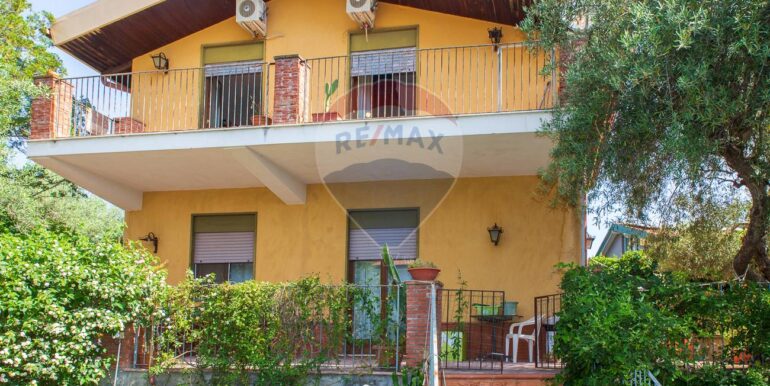 2025061093021-952432-34