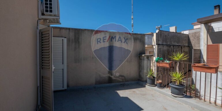 2025061174551-957711-2