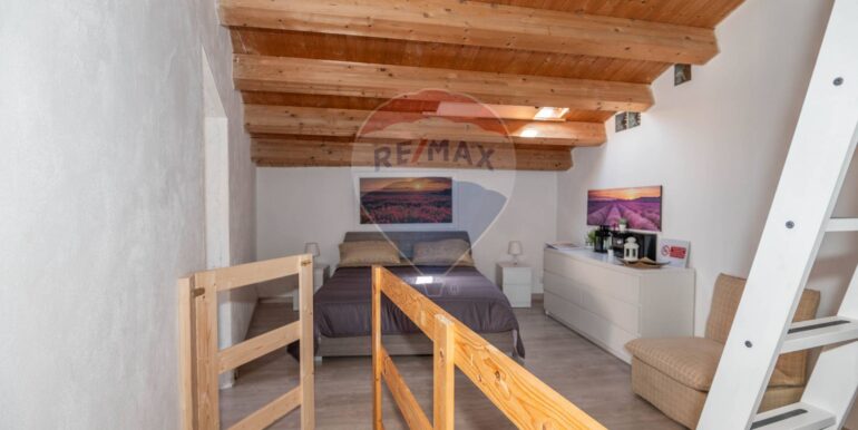 2025061174607-957711-9