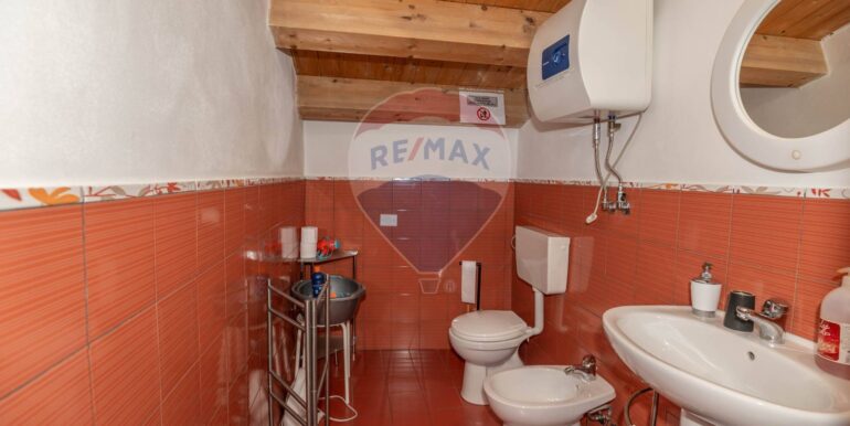 2025061174612-957711-11