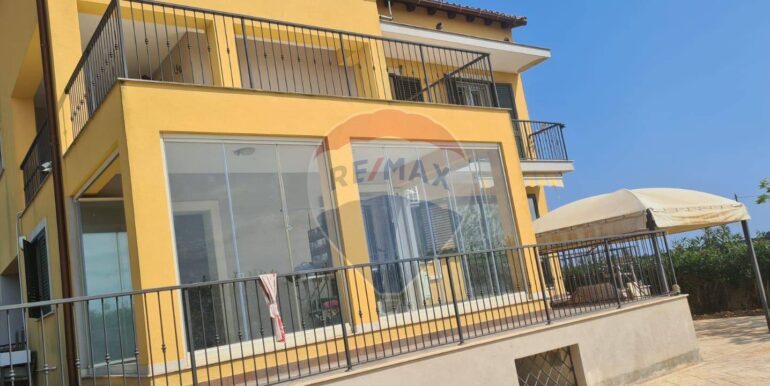 20250618184309-959791-63