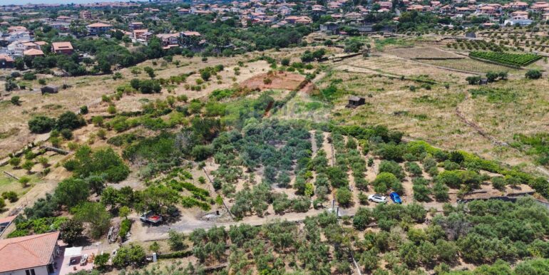 20250625165604-952049-9