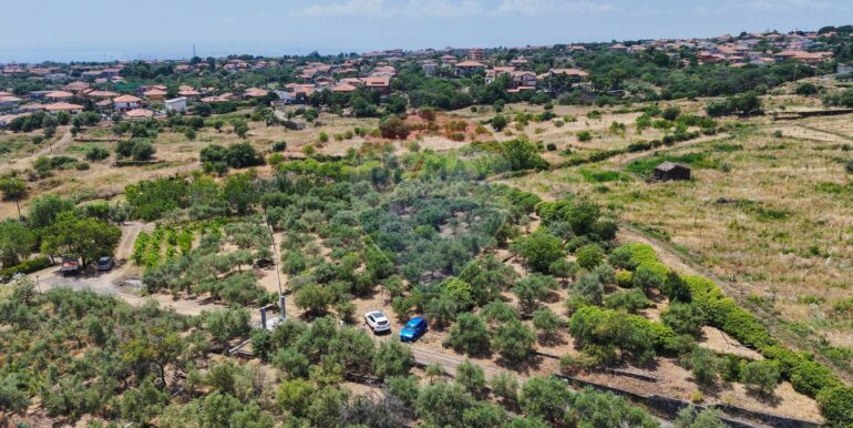 20250625165615-952049-11