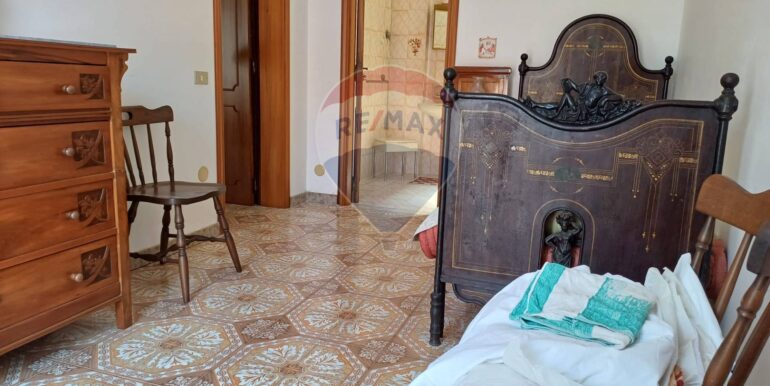 20250625174622-961406-11