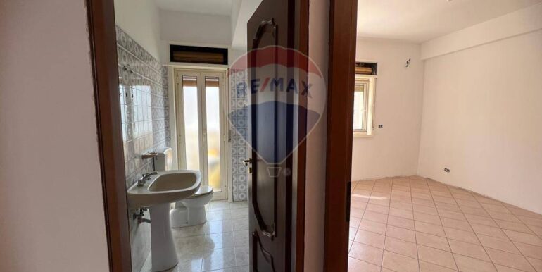 20250627183400-963176-7