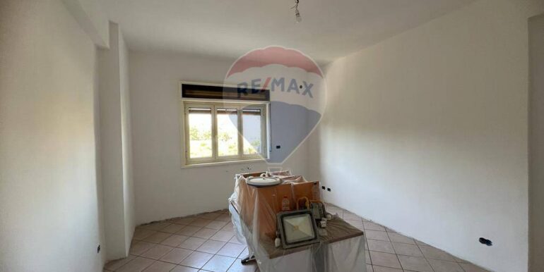 20250627183407-963176-12