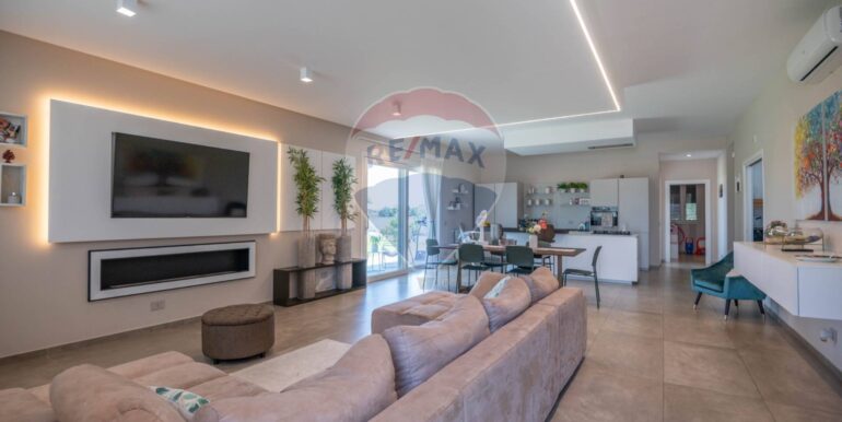 20250630180707-963531-60