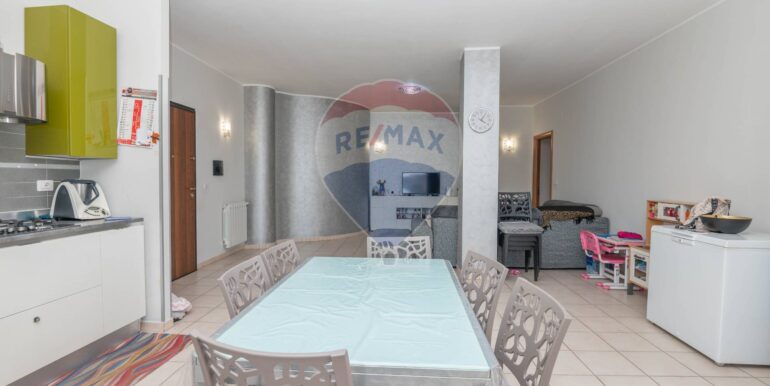 20250704125838-958175-8