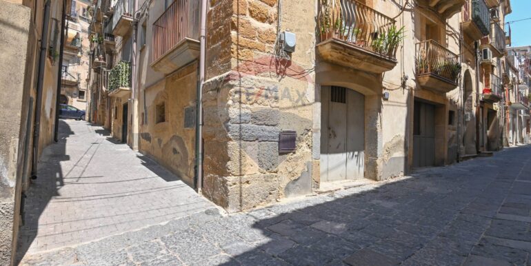 20250708180438-958692-24