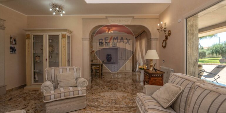 20250709153632-965809-11