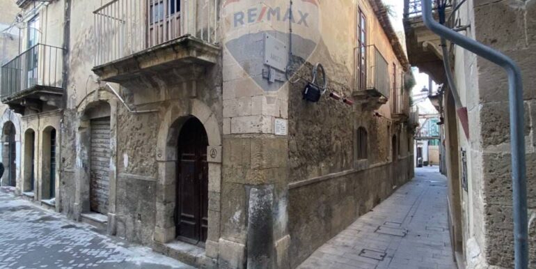 20250709205105-966077-0