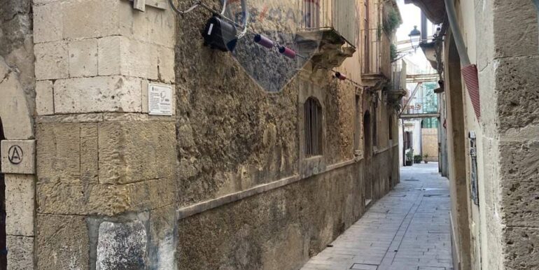 20250709205105-966077-1