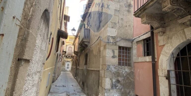 20250709205106-966077-4