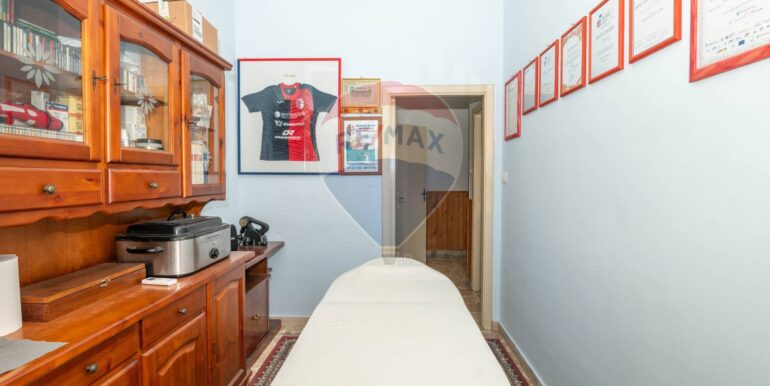 20250714182400-965834-10