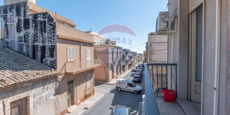 20250714182406-965834-12