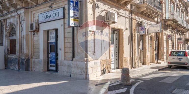 20250718222318-903956-19