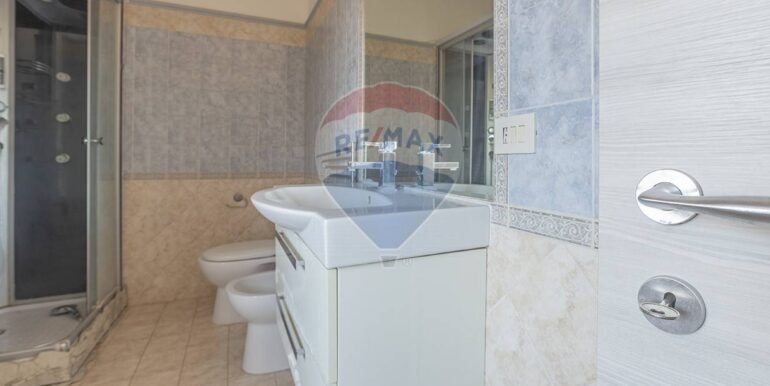 20250723154915-971215-11