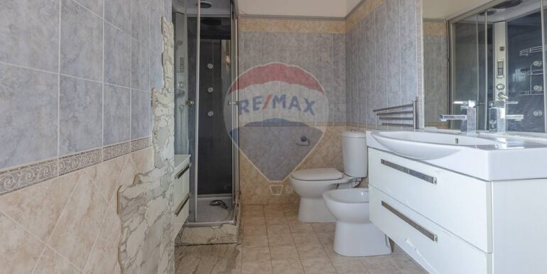 20250723154918-971215-12