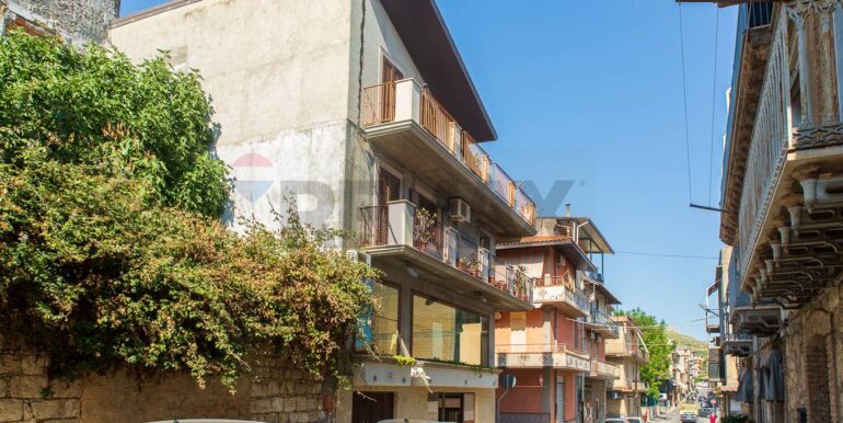 20250723214950-967217-3