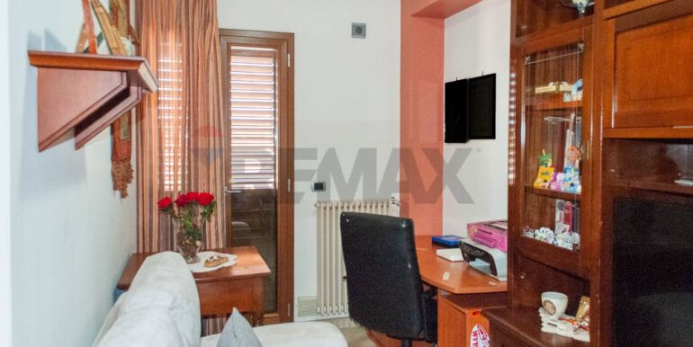 20250723215040-967217-15