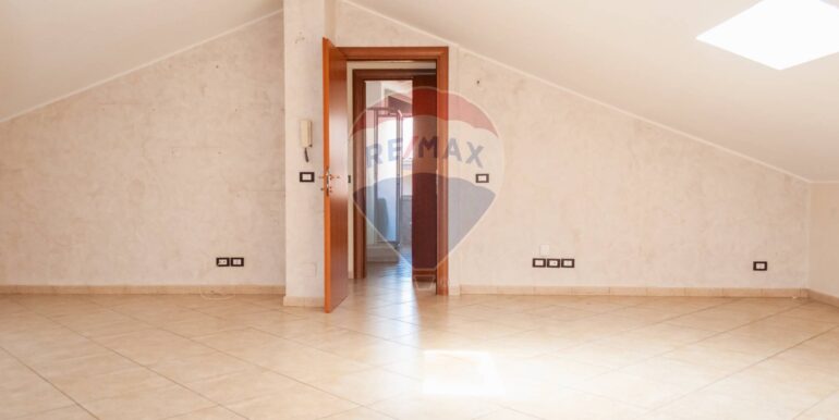 20250725174321-971150-18