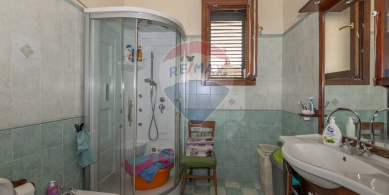 20250729174836-972383-18