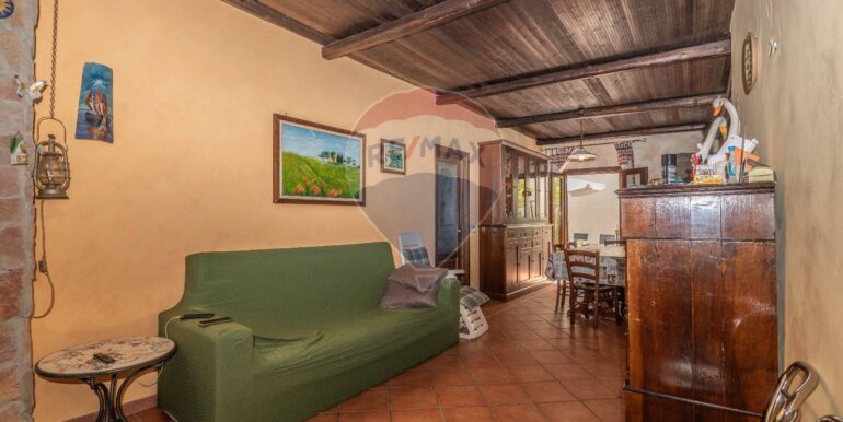 20250729174945-972383-42