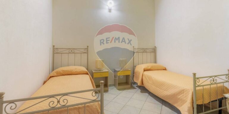 20250730183341-972628-7