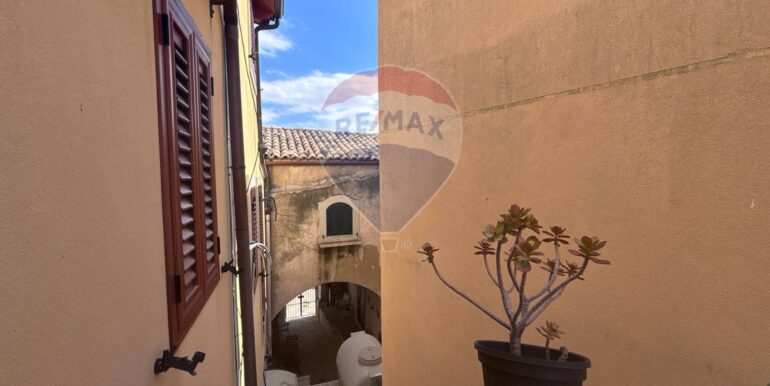 20250801184347-973091-6