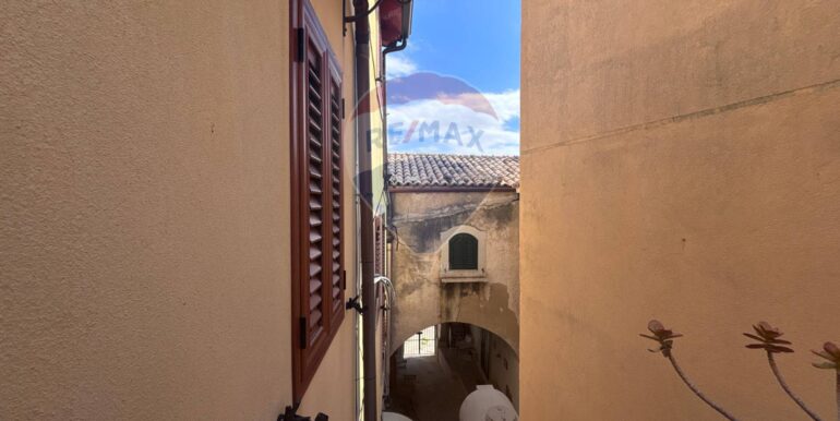 20250801184350-973091-7