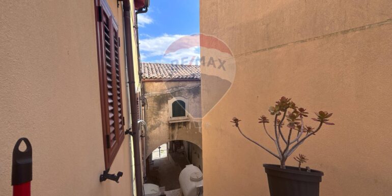 20250801184354-973091-8