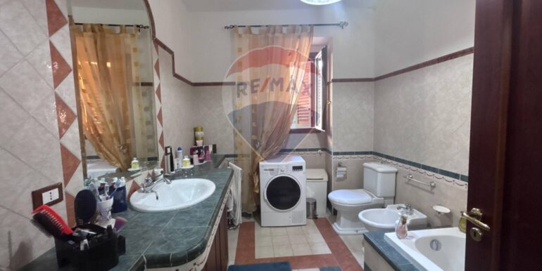 20250801184422-973091-17