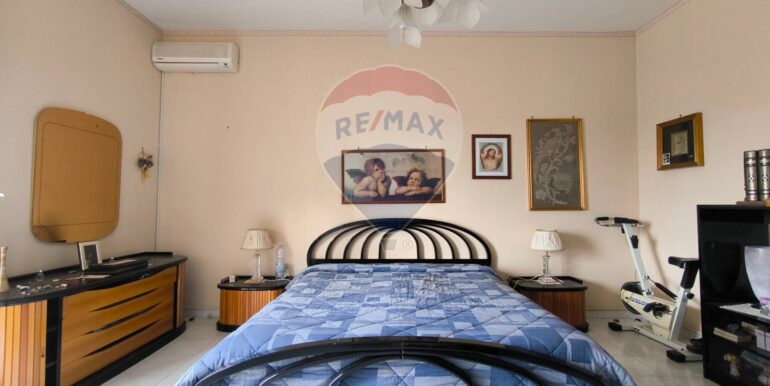 2025080495000-973206-48