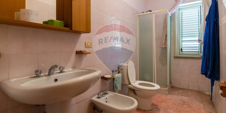 20250806101215-973482-12