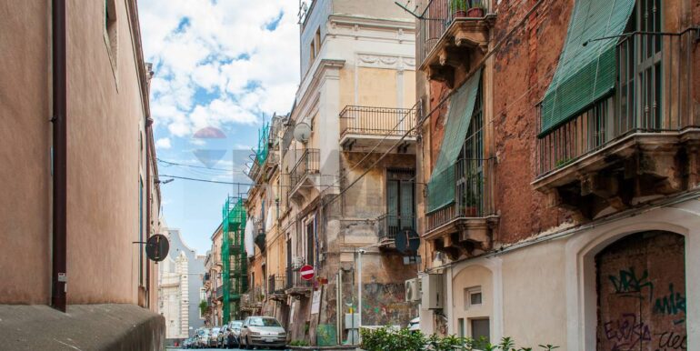 20250806170704-972497-2