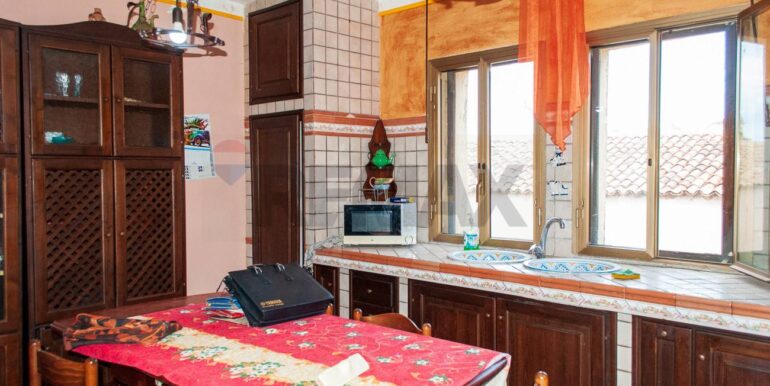 20250806170745-972497-15